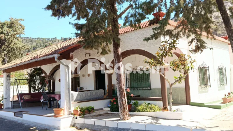 Chalet rústico en venta en Calle Moralillo - Imagen 2